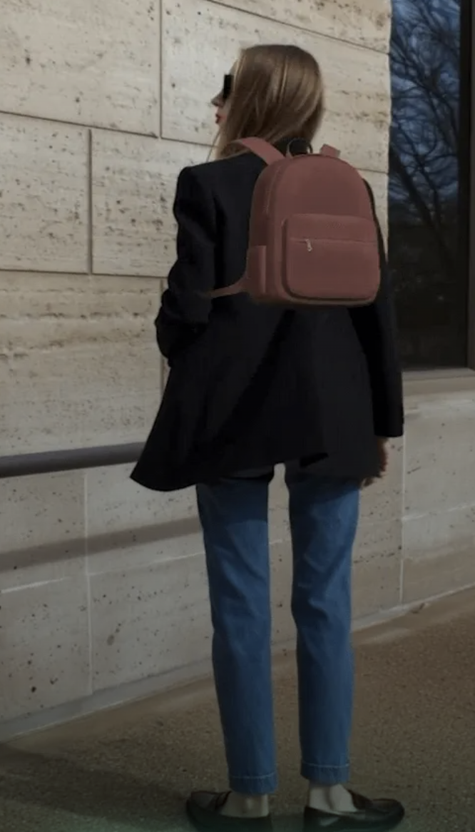 Backpack try-on preview